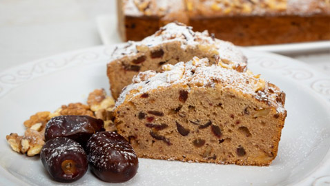 إليكم طريقة تحضير كعكة التمر بالشوفان الصحية