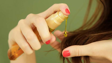 إليكم أفضل خلطات زيوت للشعر للحفاظ عليه وحمايته