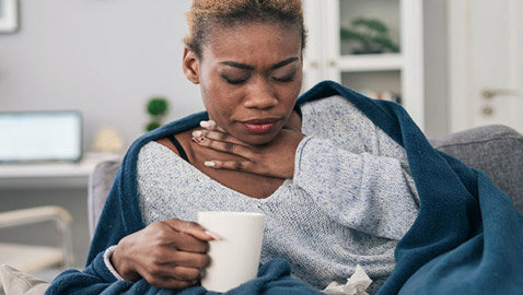 عند الإصابة بالتهاب الحلق.. امتنعوا عن هذه الأطعمة فورا