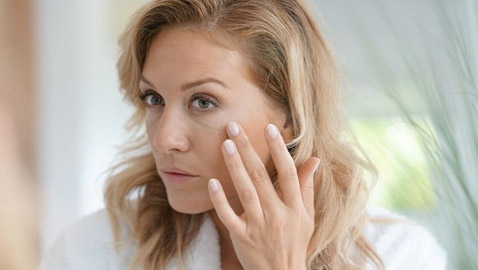 وصفات طبيعية من العسل.. لتنقية البشرة