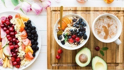 ما كمية الفاكهة والخضراوات التي يحتاجها الجسم؟