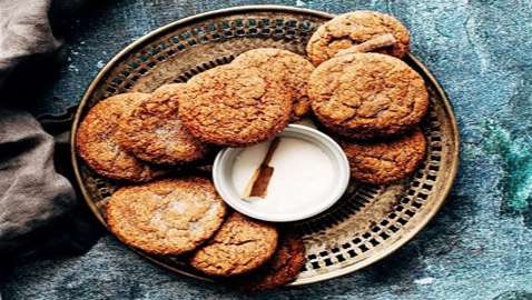 إليكم طريقة تحضير بسكويت الزنجبيل والقرفة الصحي لمرضى السكري