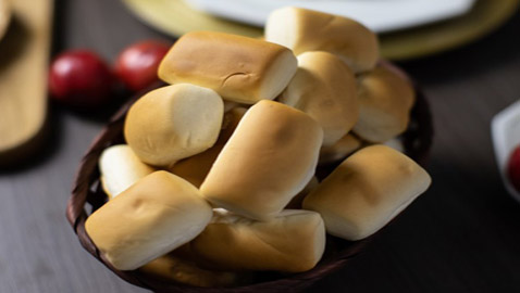 إليكم طريقة تحضير خبز صامولي صغير.. طيب وسهل