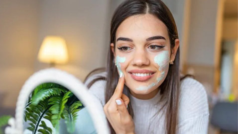 أفضل المُقشرات الكيميائية للوجه.. لبشرة ناعمة