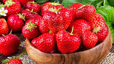 أبرزها حماية القلب.. 7 فوائد مثبتة علميا لفاكهة الفراولة اللذيذة