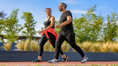 فوائده لا تعد ولا تحصى.. 11 دقيقة مشي فقط قد تقلب حياتك!