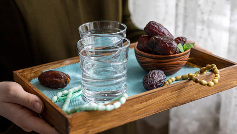 إرشادات طبيبة مدهشة يحتاجها كل صائم.. لصحة جيدة في رمضان