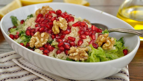 إليكم وصفة سلطة البرغل مع الرمان المميزة لرجيم صحي