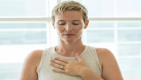 4 أخطاء في التنفس تهدد صحة الرئتين.. نرتكبها يوميا!