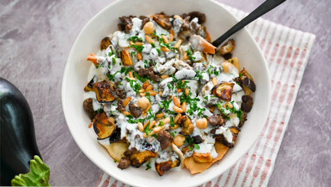 فتة الباذنجان من المقبلات المحبوبة.. وهذه طريقة تحضيرها