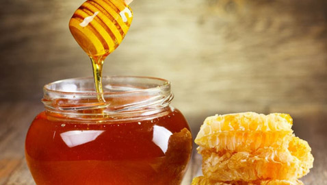 طرق سهلة لعلاج ضغط الدم المرتفع بالعسل الطبيعي