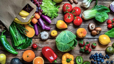 5 أطعمة عظيمة الفائدة يتم تناولها بطريقة خاطئة!