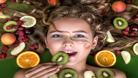 9 أطعمة تساهم في تعزيز قوة الشعر.. هل تتناولونها؟