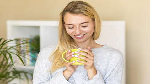 إليكم 5 مشروبات صحية لتهدئة القولون العصبي