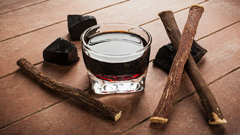 فوائد شرب عرق السوس مذهلة لا حدود لها.. ولكن ليست للجميع