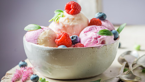 تغلب على حر هذا الصيف.. وصفات منزلية سهلة لصنع الآيس كريم