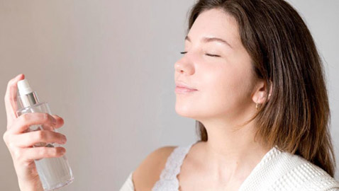 عطور نيش نسائية.. خيارات مميزة وراقية تناسب جميع النساء