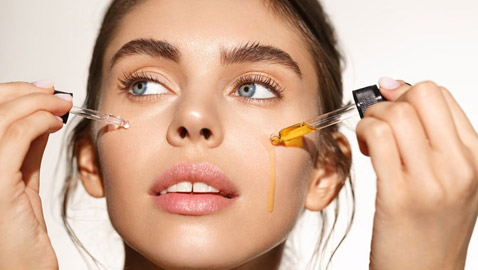 روتين ضروري قبل النوم للحفاظ على نضارة البشرة