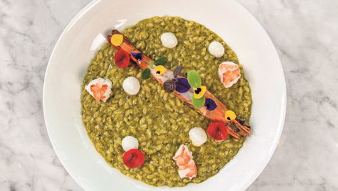 اليكم طريقة تحضير ريزوتو بالروبيان مع صلصة البيستو والجبنة