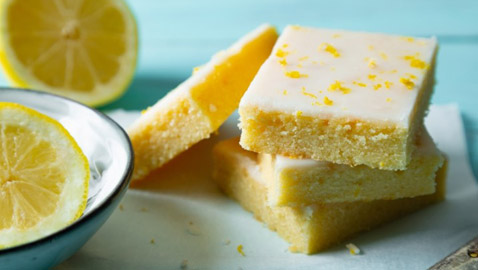 إليكم طريقة تحضير براونيز الليمون.. سهل وشهي
