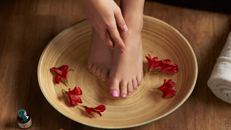 5 نصائح للعناية بالقدمين خلال فصل الصيف