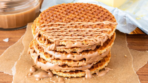 إليكم طريقة تحضير الكليجا الهولندية بالكراميل.. وافل بطعم شهي وطيب