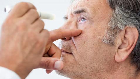 إحداها عادة صعبة.. 7 أسباب يمكن أن تلحق الضرر بالبصر دون أن تدري