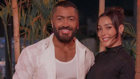 بسمة بوسيل ترفع دعوى على عرّافة ادّعت انها تسبّبت بمرض تامر حسني باستعمال السحر!